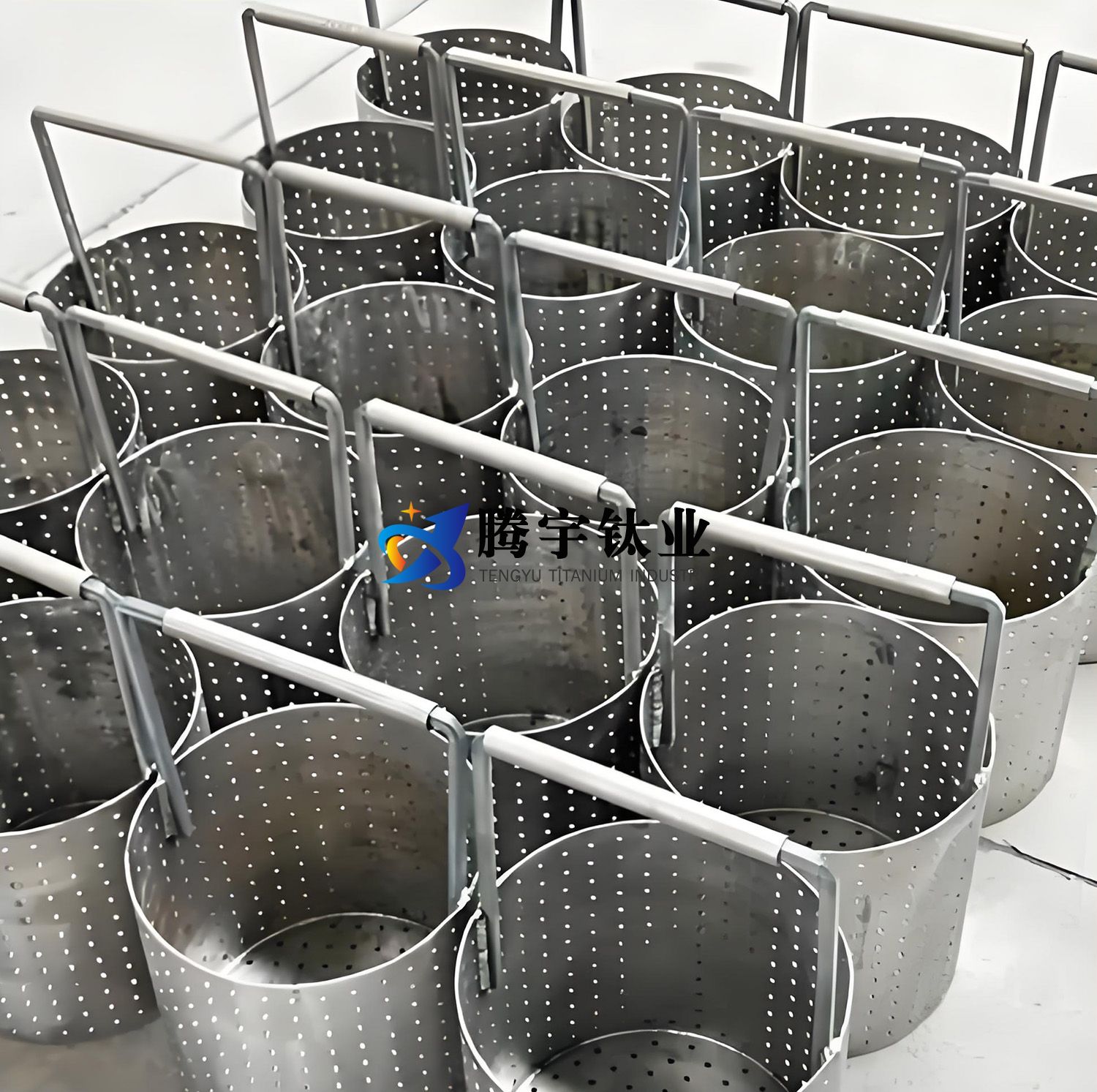 TA1/TA2/TA9/TC4鈦網(wǎng)藍的表面處理工藝與保養(yǎng)維護方案